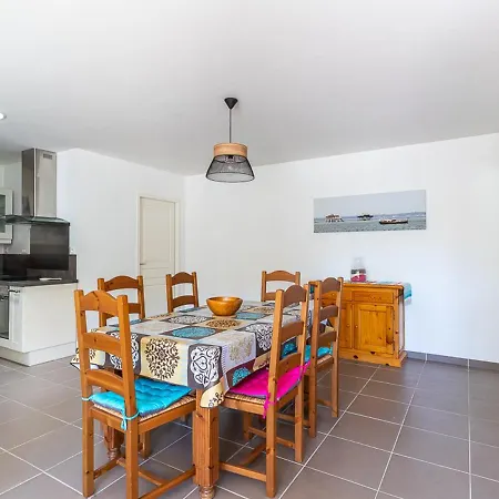 Maison 6 Pers. A Biscarrosse, Proche Lac, Jardin, Bbq, Wifi, Parking, Menage Inclus - Fr-1-319-479